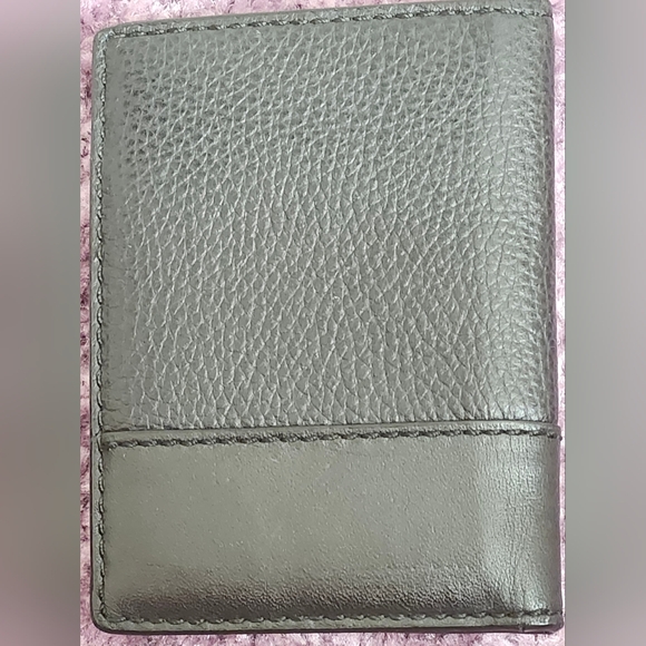 Coach Black Pebbled Leather Compact Bifold Wallet W ID Window - Picture 5 of 6